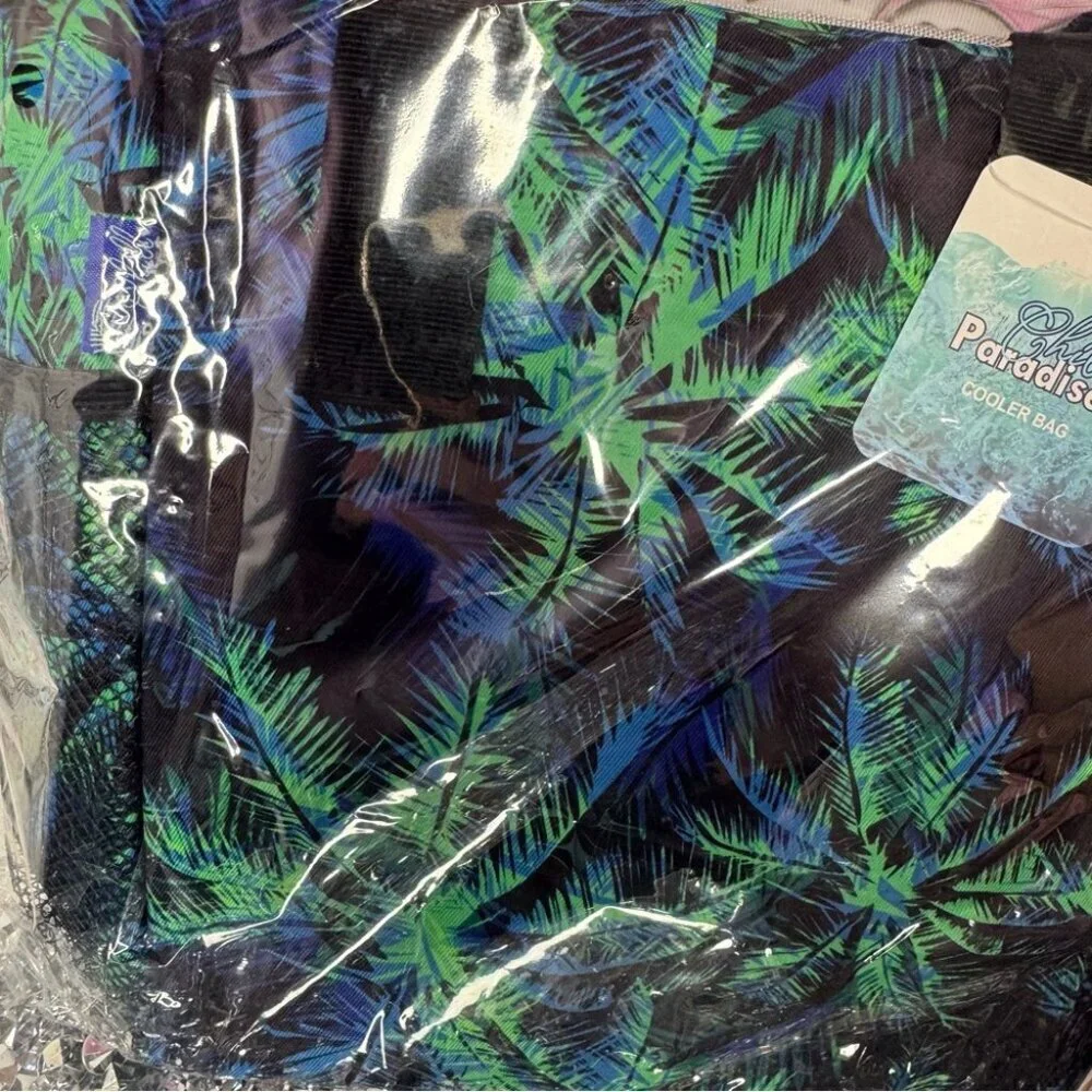 Cooler bag chill paradise from Hawaii palm trees black green blue cold bag beach